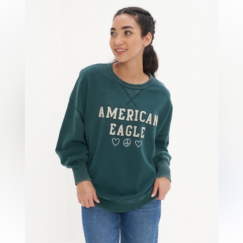 American Eagle Outfitters Green Peace & Heart Casual Crewneck Cozy Sweatshirt XS